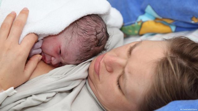Grecia Intersexual Bebé